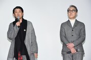 左から永瀬正敏、佐野史郎。