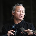 韓国の映画監督キム・ギドク、新型コロナウイルスの合併症により死去