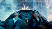 「ワンダーウーマン 1984」より、左からダイアナ、スティーブ。