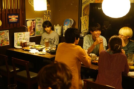 「AWAKE」新場面写真