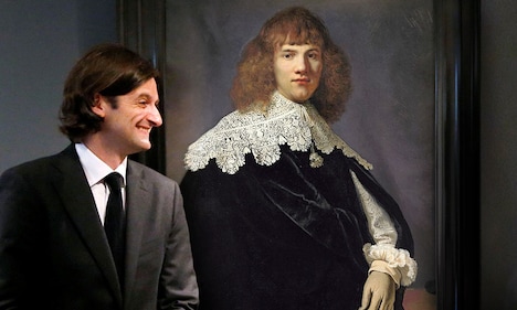 「レンブラントは誰の手に」