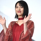 浜辺美波「約ネバ」公開に感慨「私自身も勇気を与えられた」、来年は“ふっ軽”目指す