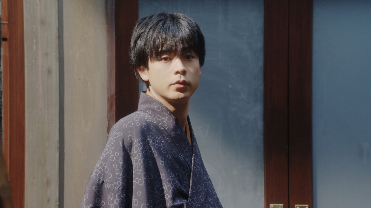 連続テレビ小説「おちょやん」より、成田凌演じる天海一平。