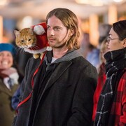 「ボブという名の猫」続編公開、元ホームレスの青年が過ごした忘れられない聖夜を描く