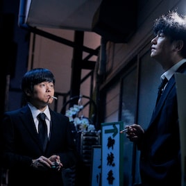 バカリズム×井浦新の「殺意の道程」劇場公開日よりauスマパスとTELASAで配信