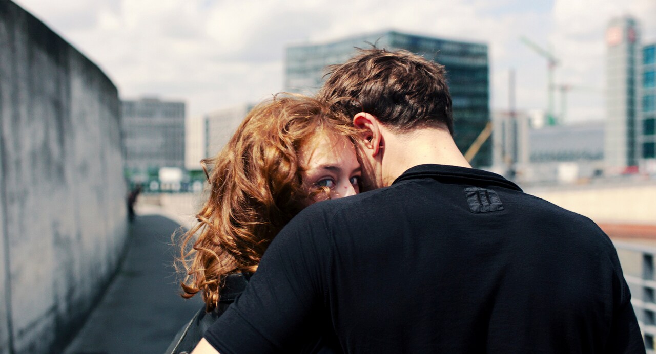 水の精ウンディーネの神話がモチーフ、ベルリン映画祭で2冠「水を抱く女」3月公開