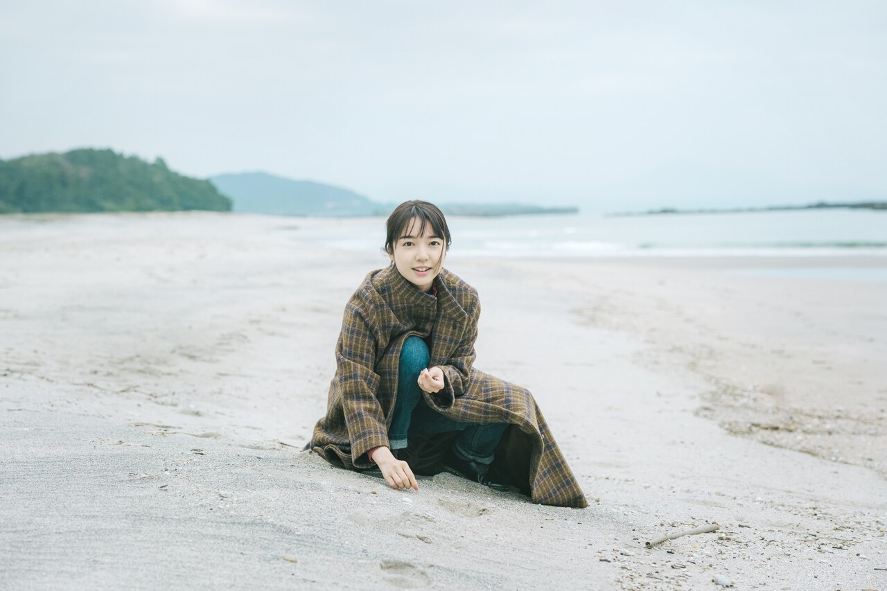 上白石萌音の書き下ろしエッセイ集が9月発売、家族との対話や小旅行レポート収録