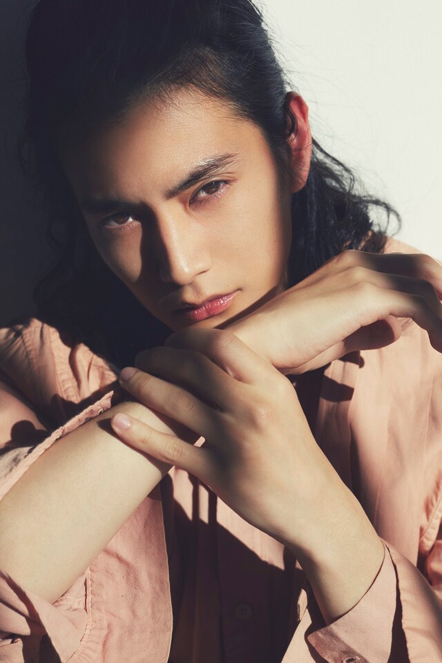 「渡邊圭祐 2021.4-2022.3 カレンダー」