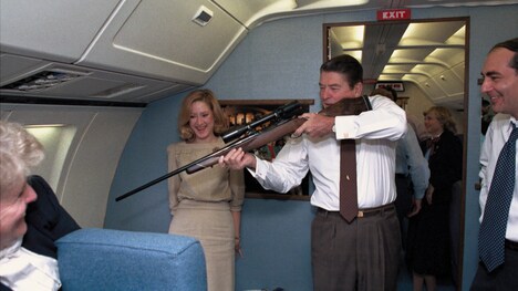 「シャドー・ディール 武器ビジネスの闇」