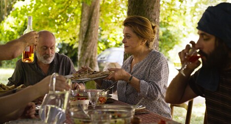 「ハッピー・バースデー 家族のいる時間」新場面写真