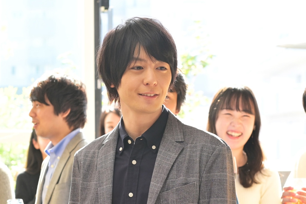犬飼貴丈演じる日置健也。