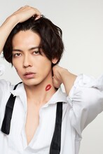 「猪塚健太2021.04-2022.03 Calendar」より、猪塚健太のお気に入りカット。