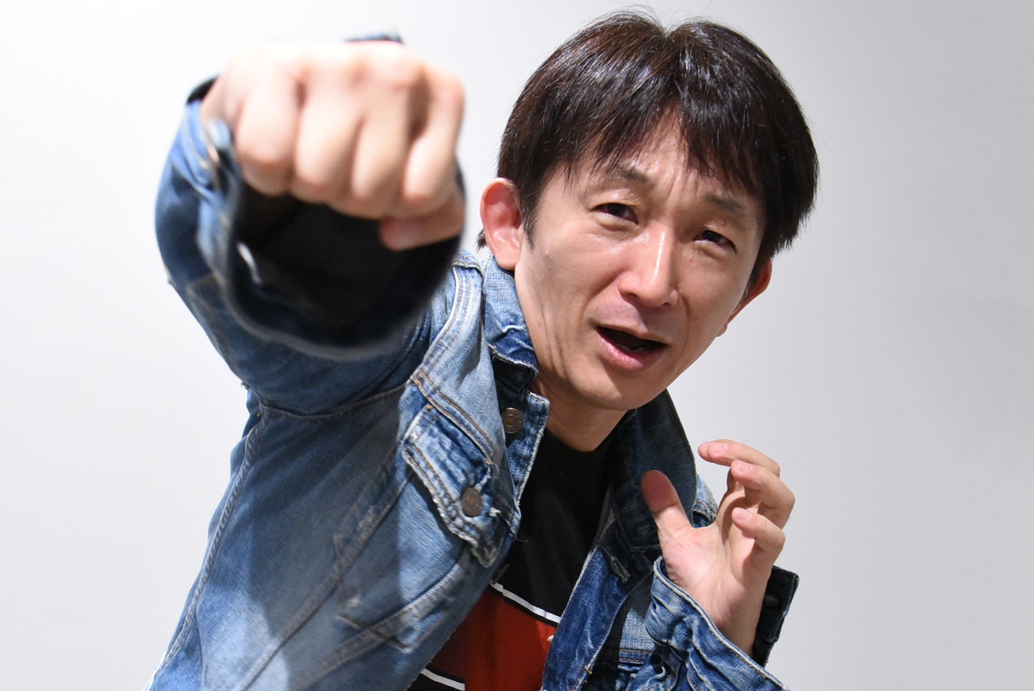 谷垣健治