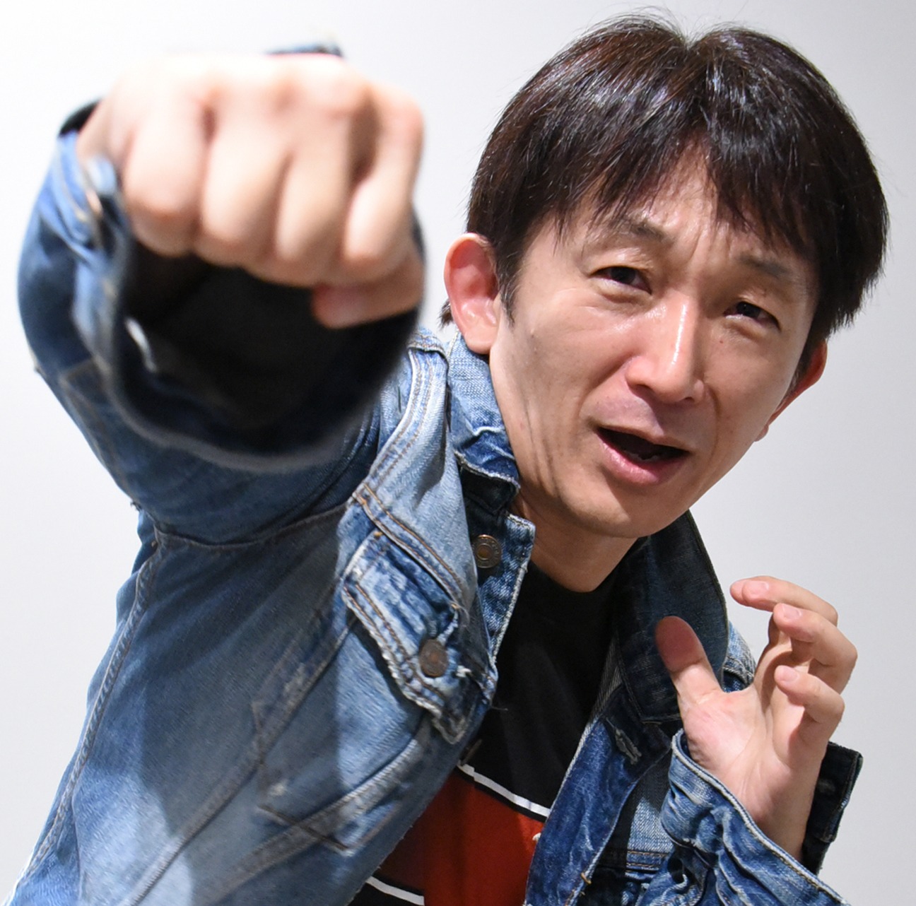 谷垣健治