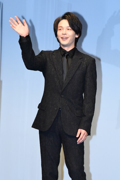 中村倫也