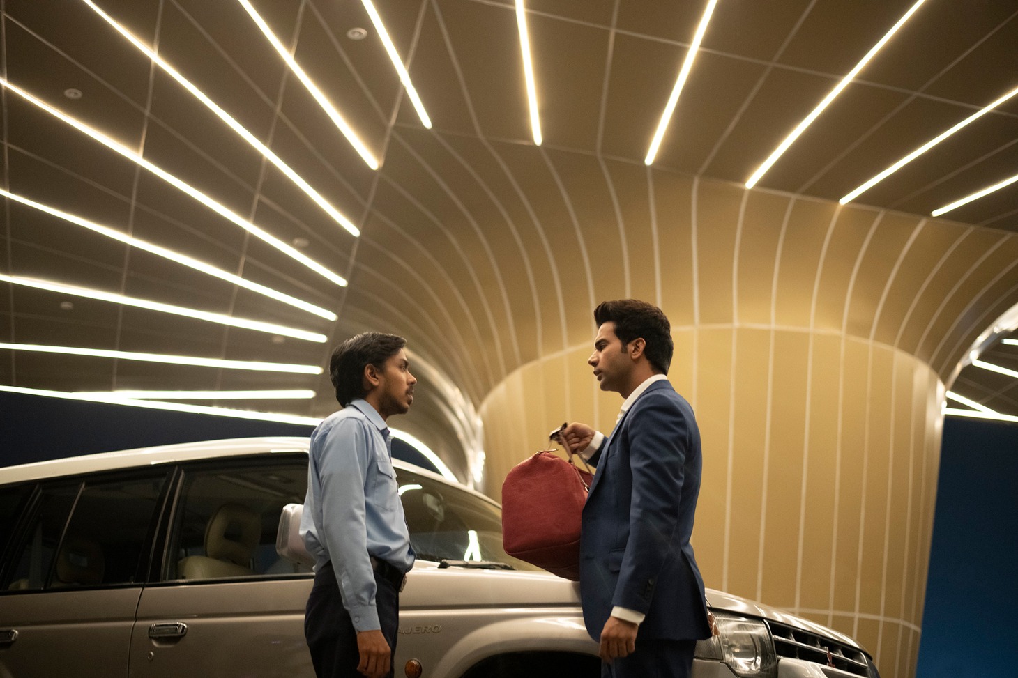 「ザ・ホワイトタイガー」 SINGH TEJINDER / Netflix (c)2020