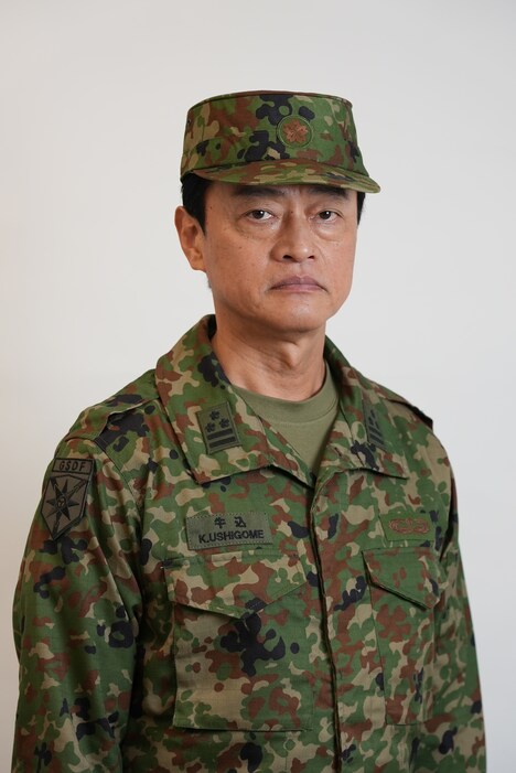 神保悟志演じる牛込浩二郎。