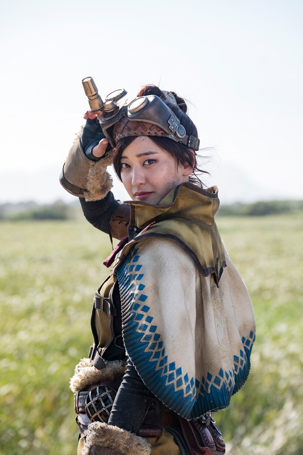 「モンスターハンター」山崎紘菜が受付嬢の役作り明かす、衣装もアピール