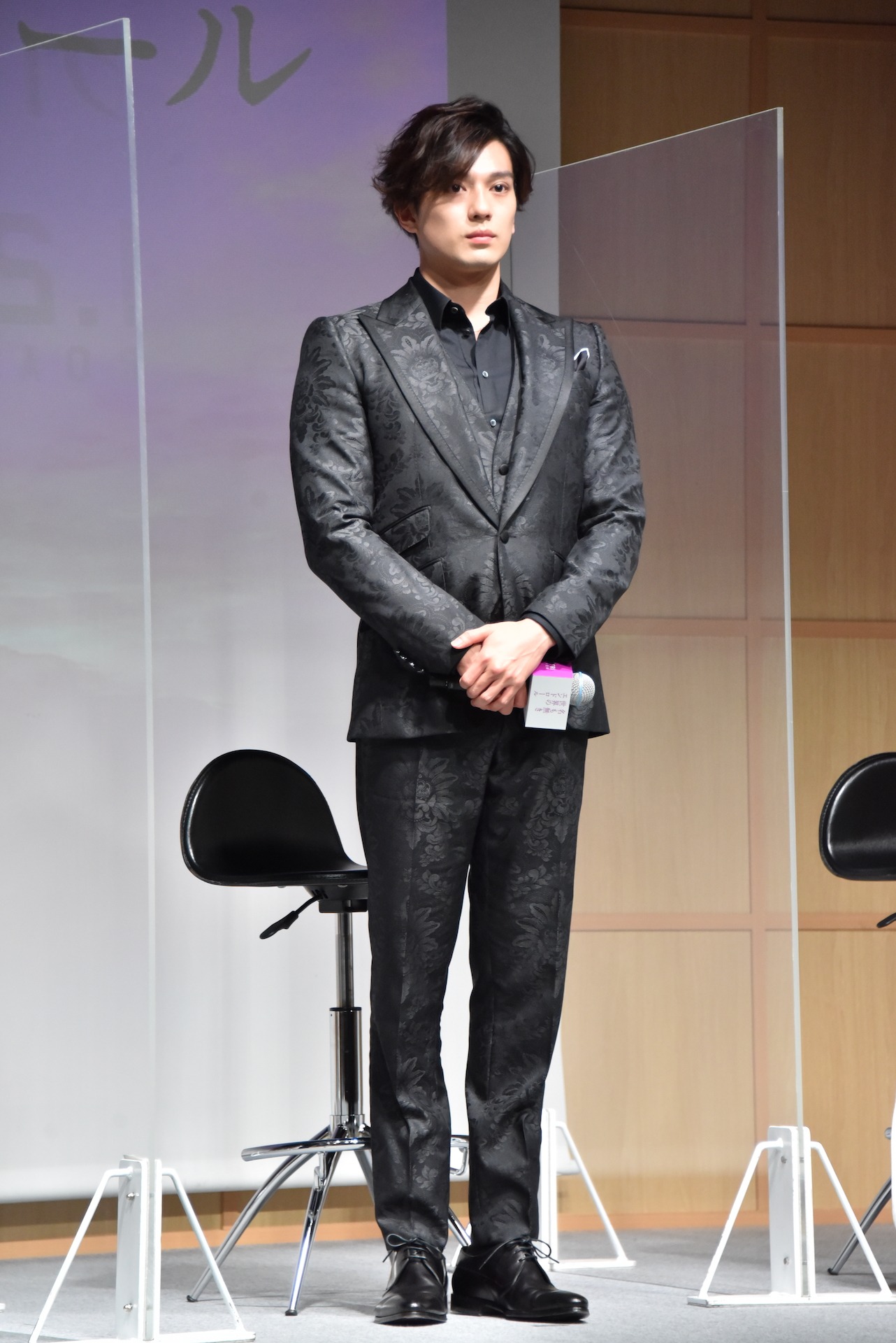 新田真剣佑