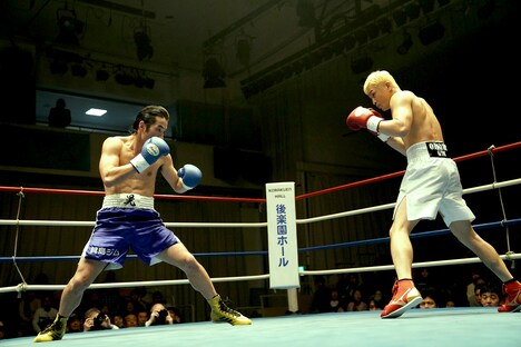 「アンダードッグ」 (c)2020「アンダードッグ」製作委員会