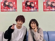 左から赤楚衛二、浜辺美波。