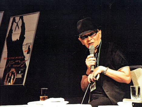 カナザワ映画祭2012のトークショーに登壇した檜垣紀六。