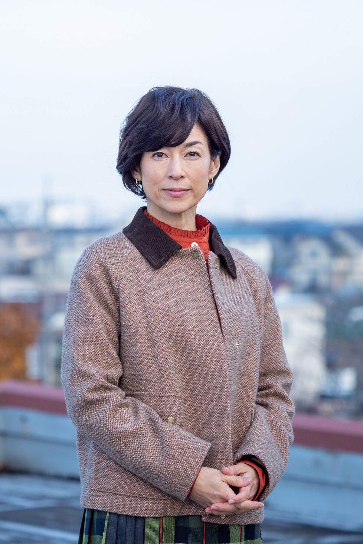 橋本環奈主演のサスペンスドラマ 事件の真相に迫る小説家役に鈴木保奈美 コメントあり 映画ナタリー