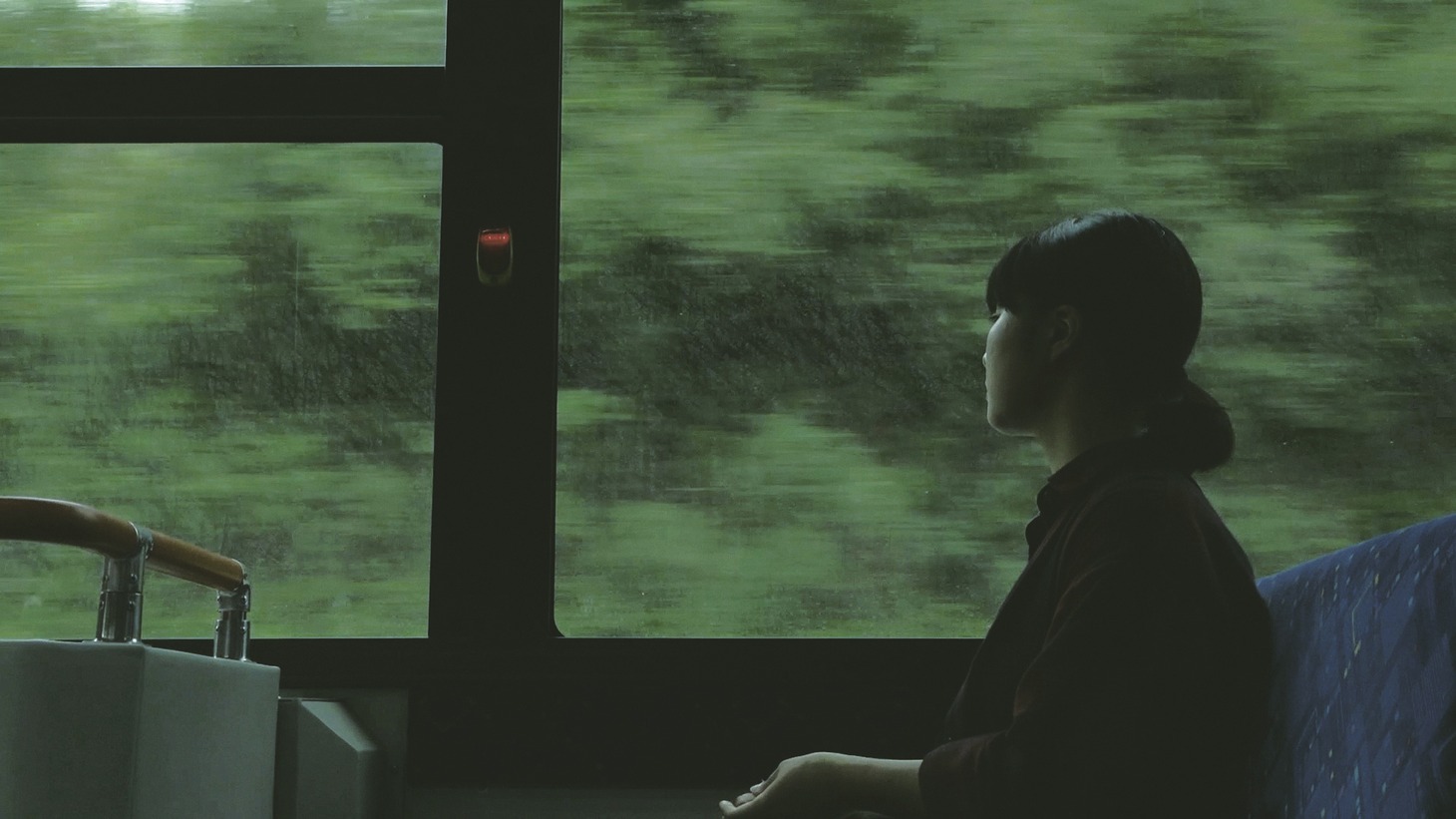 「二重のまち／交代地のうたを編む」