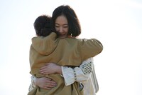 「浅田家！」より、黒木華。(c) 2020 「浅田家！」製作委員会