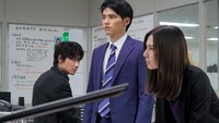 「ドクター・デスの遺産-BLACK FILE-」より、岡田健史（中央）。(c)2020「ドクター・デスの遺産－BLACK FILE－」製作委員会