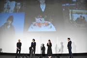「花束みたいな恋をした」公開初日イベントの様子。