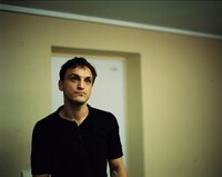 「水を抱く女」