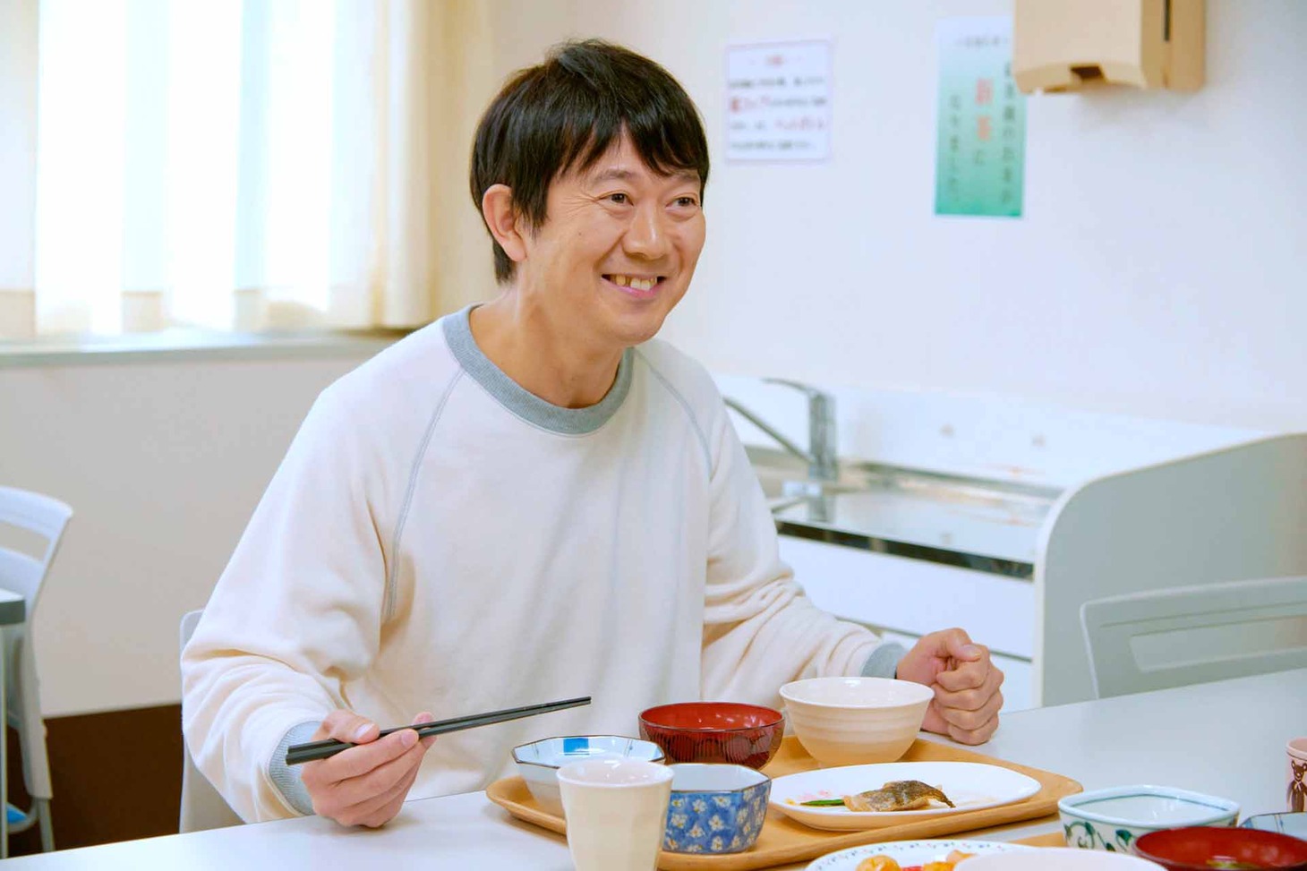 大橋彰演じる会田彦一。