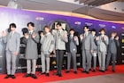 Snow ManがWeibo表彰式でわいわい、目黒蓮はザリガニ話に声弾ませる