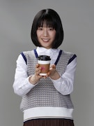 垣根志麻を演じる夏帆。