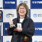 三浦春馬を「天外者」監督がたたえる、大林宣彦の娘は父の服まといキネ旬表彰式に登壇