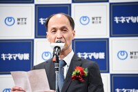 「2020年 第94回キネマ旬報ベスト・テン」の表彰式に出席した定井勇二。