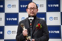 「2020年 第94回キネマ旬報ベスト・テン」の表彰式に出席した野原位。