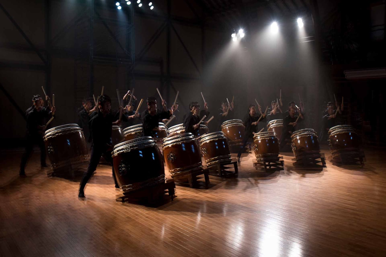 豊田利晃×日野浩志郎、太鼓芸能集団・鼓童を捉えた映像作品「戦慄せしめよ」配信