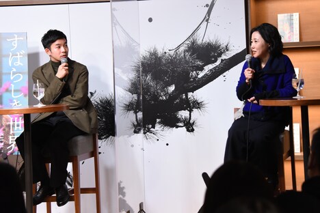 左から仲野太賀、西川美和。