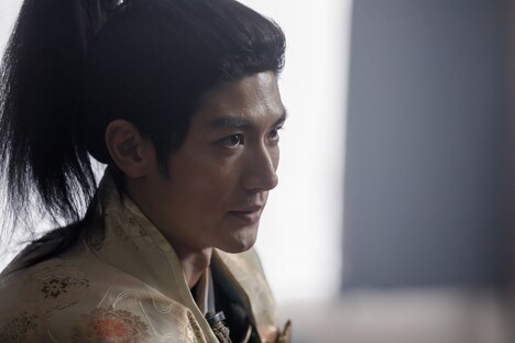 「ブレイブ ‐群青戦記‐」