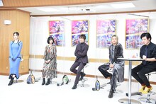 左から紺野彩夏、大幡しえり、奥野壮、井上正大、篠宮暁。