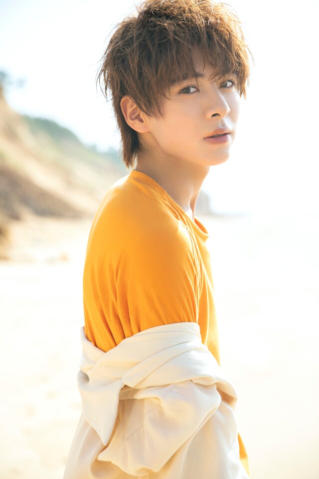 「小宮璃央ファースト写真集 未来」より。（撮影 / booro） (c)主婦と生活社