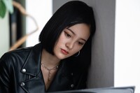 兒玉遥演じる深田清子。