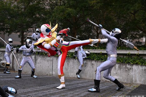 「機界戦隊ゼンカイジャー THE MOVIE 赤い戦い！オール戦隊大集会!!」