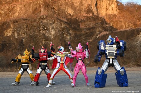 「機界戦隊ゼンカイジャー THE MOVIE 赤い戦い！オール戦隊大集会!!」