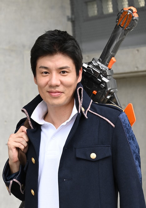 尾上亮役の生島勇輝。