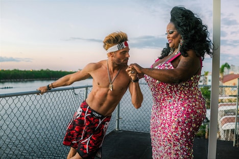 「ビーチ・バム まじめに不真面目」