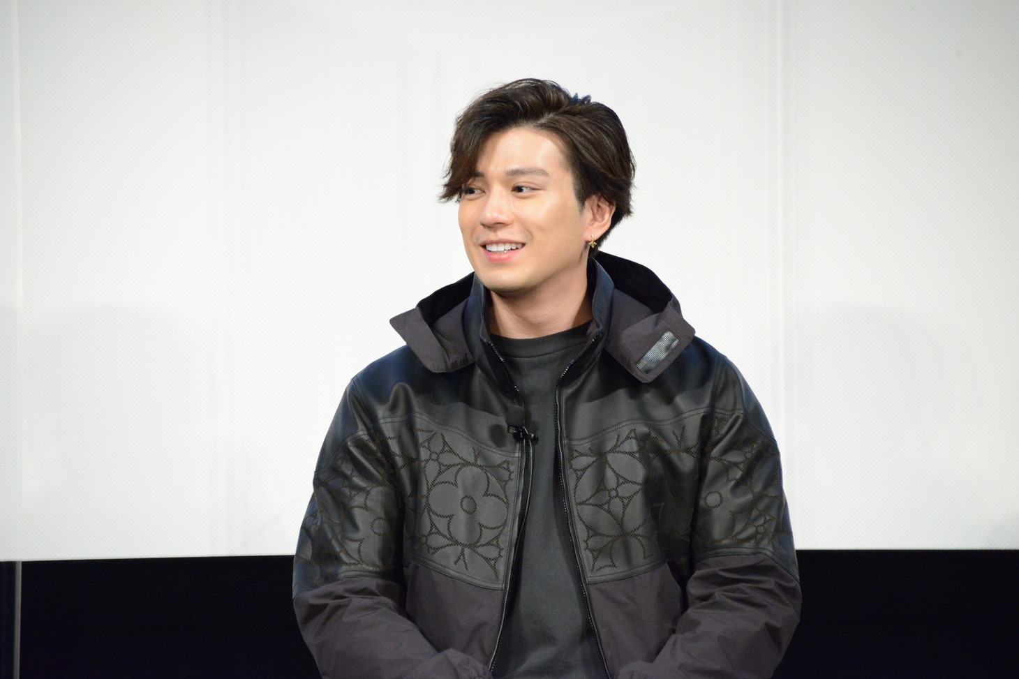 新田真剣佑