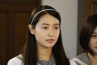 「リカ～リバース～」より、田辺桃子演じる雨宮梨花。